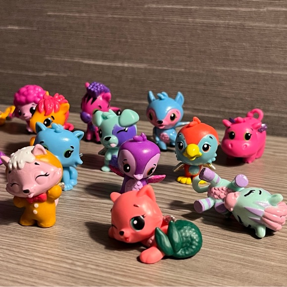 Hatchimals lot of 26 - Picture 11 of 15
